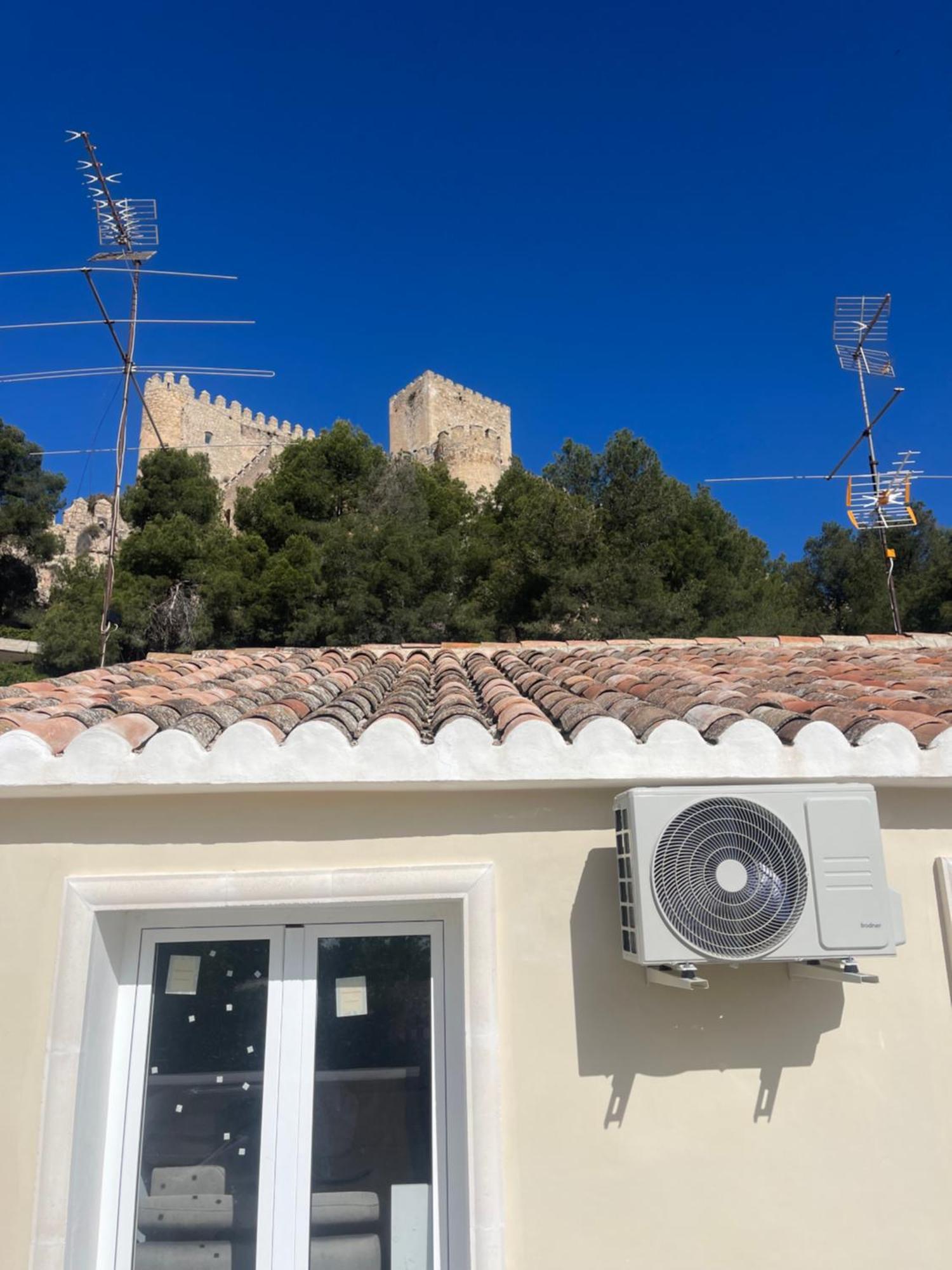 אלמנסה Attic Castillo מראה חיצוני תמונה