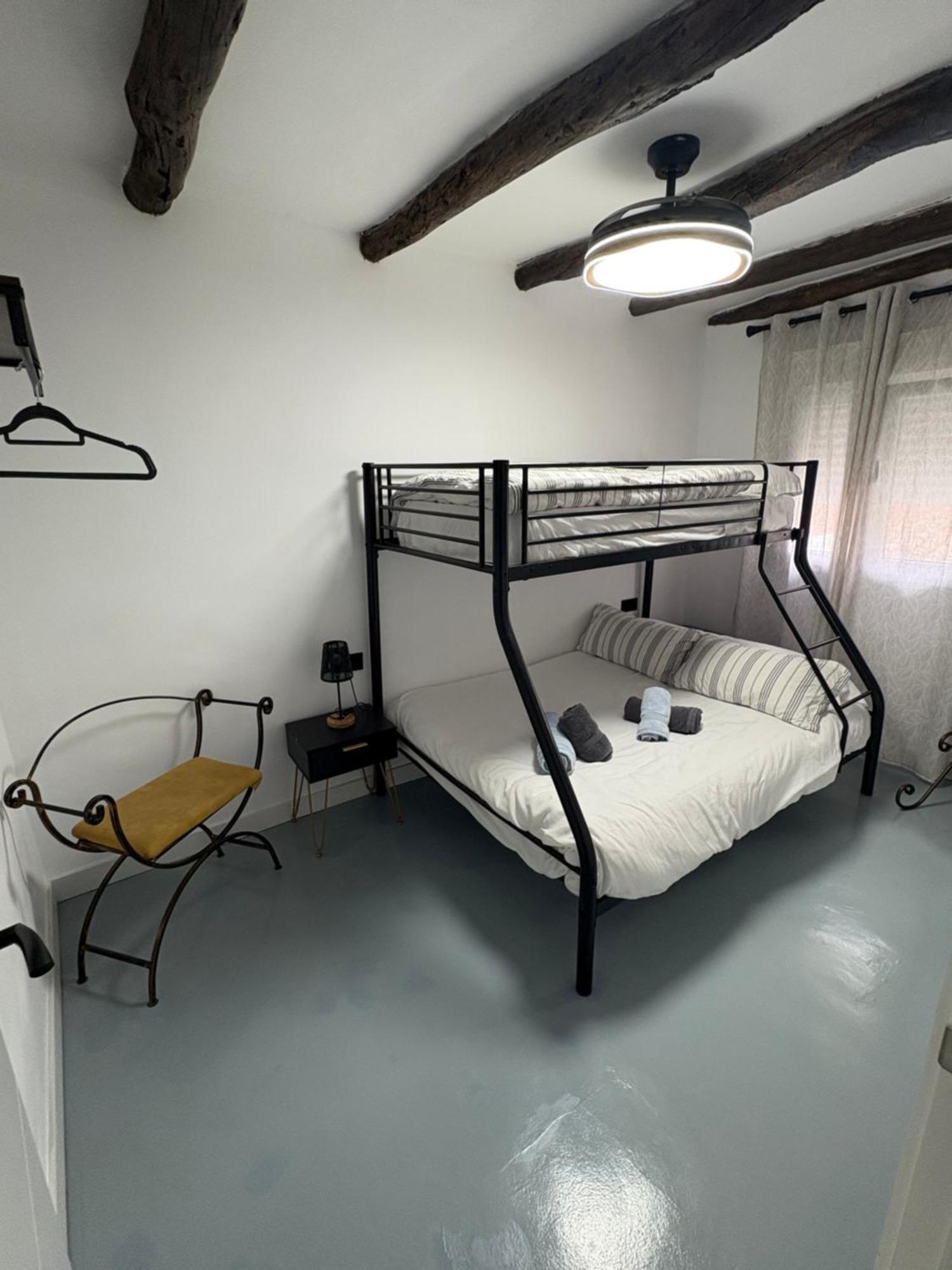 אלמנסה Attic Castillo מראה חיצוני תמונה